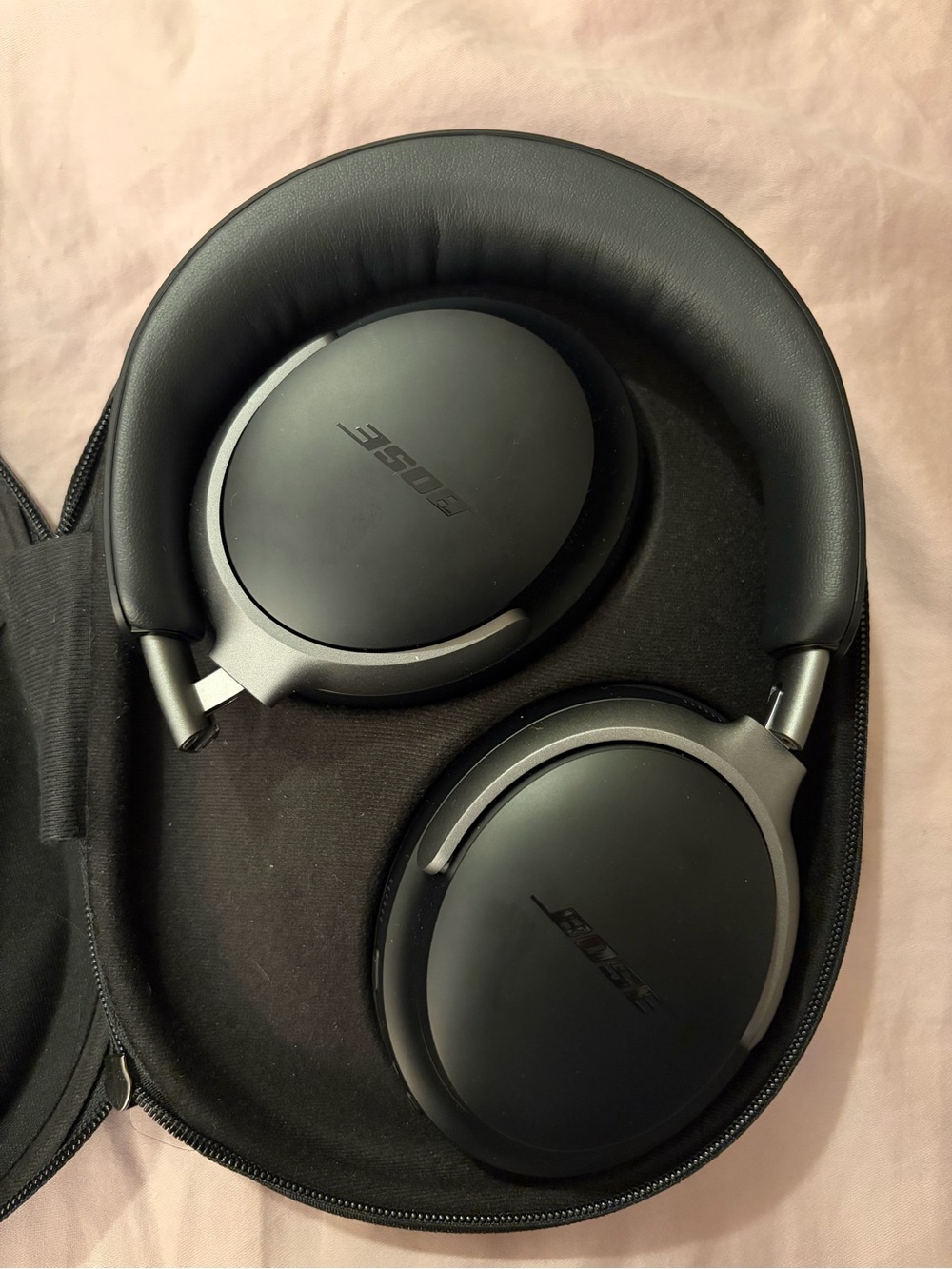 Bose quietcomfort ultra headphones